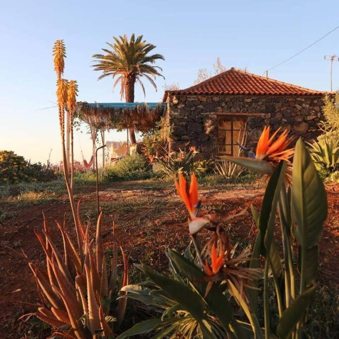 Villa Casita En El Campo Con Vista Al Oceano Tijarafe Exterior foto