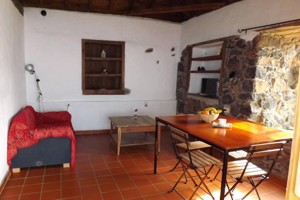 Villa Casita En El Campo Con Vista Al Oceano Tijarafe Exterior foto